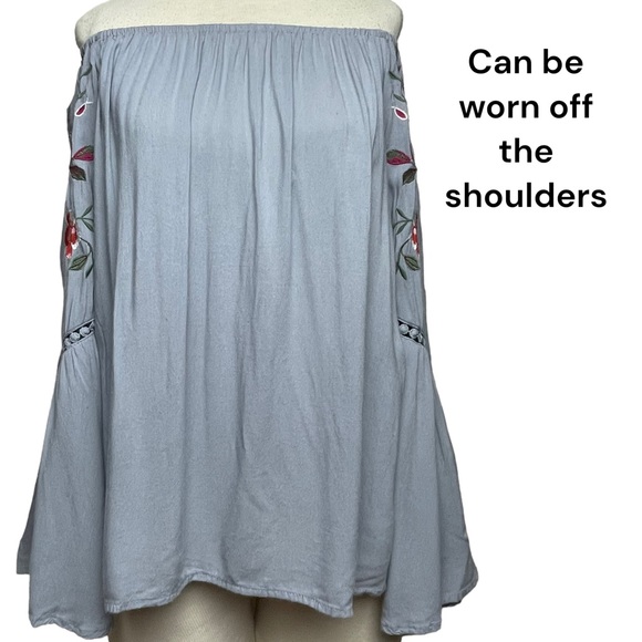 Umgee Womens Bohemian Blue/Gray Floral Embroidery Flowy Bell Sleeve Sz Small - Picture 3 of 15